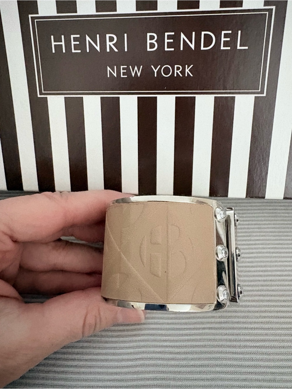 Henri Bendel Open Cuff Bracelet - Picture 6 of 9